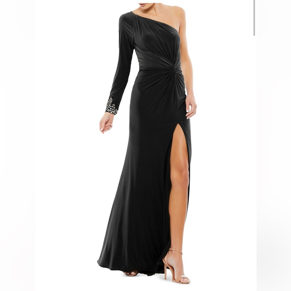 Mac Duggal Black One-Shoulder Evening Gown with Embellished Cuff